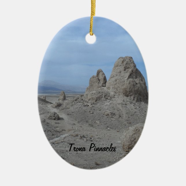 Adorno De Cerámica Trona Pinnacles (Frente)