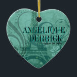 Adorno De Cerámica Trullo de la boda de la torre Eiffel de Fleur de<br><div class="desc">Este "Fleur ornamento en forma de corazón bonito del de París" es el adorno perfecto para su primer árbol de navidad o como regalo del favor a sus huéspedes del boda. Utilice el "personalizar anaranjado él" botón arriba para personalizar este ornamento con su propio texto y foto. Hay varios productos...</div>