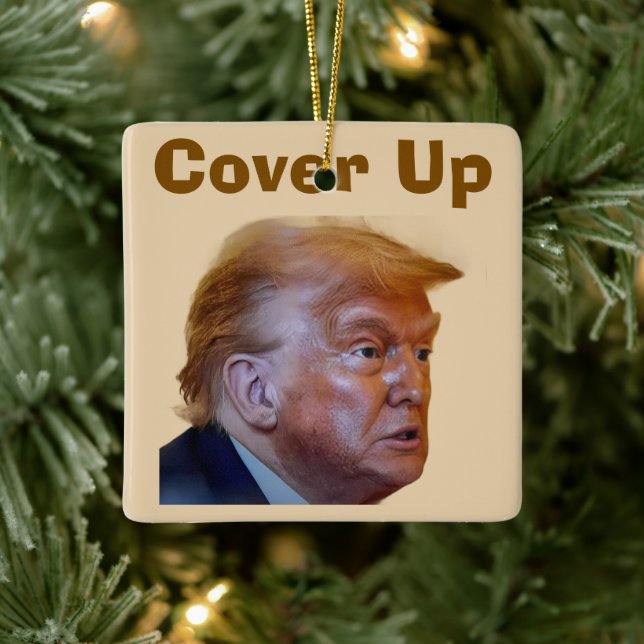 Adorno De Cerámica Trump/Cover Up Ceramic Ornament (Árbol)