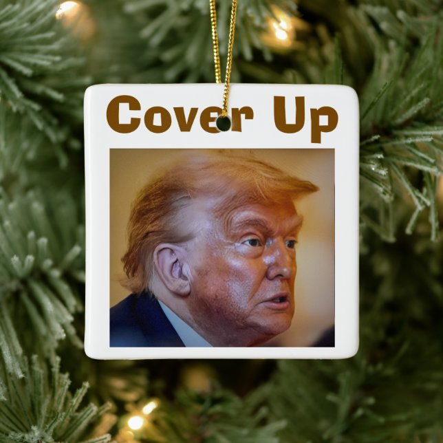 Adorno De Cerámica Trump/Cover Up Ceramic Ornament (Árbol)