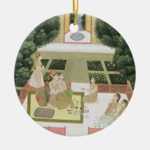 Adorno De Cerámica Un par en un jardín que escucha la música con