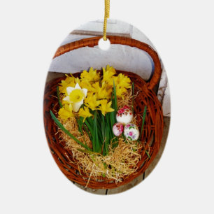 Adorno De Cerámica Una cesta de folletos amarillos y huevo de Pascua 