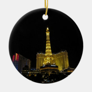 Adorno De Cerámica Vegas en la noche