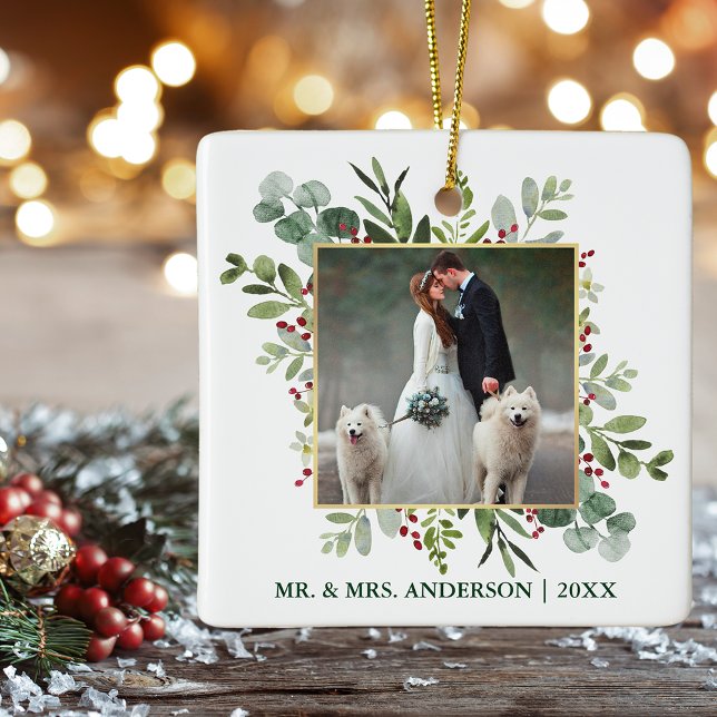 Adorno De Cerámica Vegetación acuarela Berries Boda Foto Verde (Customize to change text color, style or size.)