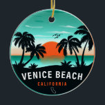 Adorno De Cerámica Venecia Beach California Retro Sunset Souvenirs 60<br><div class="desc">Venice Beach California. Este diseño retro ofrece un gran Navidad o regalo de cumpleaños para los amantes de la playa de Venecia. El diseño retro de las vibraciones de verano es un regalo perfecto para los amantes de los viajes y de los destinos tropicales.</div>