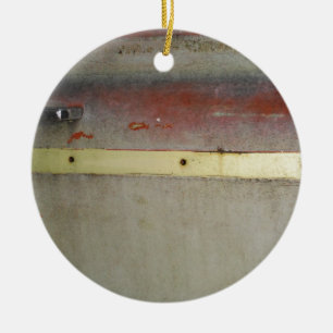 Adorno De Cerámica Verdes, rojas, azules y amarillas desgastados