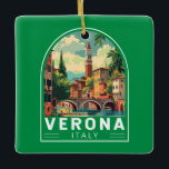 Adorno De Cerámica Verona Italia Viaje de arte<br><div class="desc">Diseño de viaje vectorial retro de Verona. Verona es una ciudad de la región del Véneto,  en el norte de Italia,  con un casco antiguo medieval construido entre el río Adige. Es famosa por ser el escenario de "Romeo y Julieta" de Shakespeare.</div>