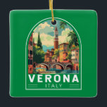 Adorno De Cerámica Verona Italia Viaje de arte<br><div class="desc">Diseño de viaje vectorial retro de Verona. Verona es una ciudad de la región del Véneto,  en el norte de Italia,  con un casco antiguo medieval construido entre el río Adige. Es famosa por ser el escenario de "Romeo y Julieta" de Shakespeare.</div>