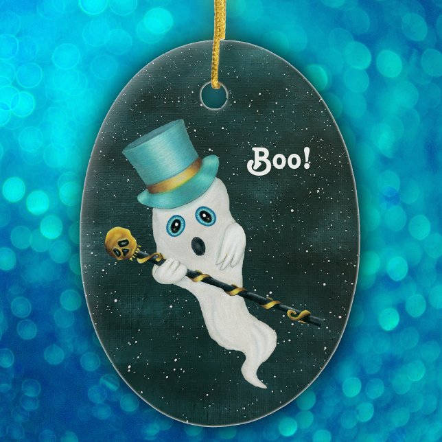 Adorno De Cerámica Vestido fantasma en estrellado cielo nocturno Top  (Cute fancy ghost in top hat with gold skull cane on night sky with stars on hanging ornament.)