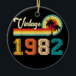 Adorno De Cerámica Vintage 1982 40th Birthday Men Retro 40<br><div class="desc">Vintage 1982 40th Birthday men Women Retro Regalo de 40 años. Regalo perfecto para tu padre, mamá, papá, hombres, mujeres, amigos y familiares en el Día de Acción de Gracias, Día del Navidad, Día de la Madre, Día del Padre, 4 de julio de 1776 Día independiente, Día de los Veteranos,...</div>