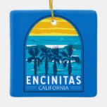 Adorno De Cerámica Vintage de arte de viajes de Encinitas California<br><div class="desc">Encinitas retro diseño de viajes vectoriales en un estilo emblemático. Ubicada a lo largo de seis millas de la costa del Océano Pacífico,  Encinitas es un recordatorio intacto de la histórica cultura de la playa Highway 101 que prosperó a mediados de los años 1900.</div>