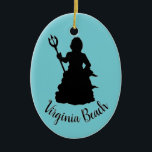 Adorno De Cerámica Virginia Beach, VA Estatua Neptuna Ocean Nautical<br><div class="desc">¡Muéstrate orgullo por tu ciudad o estado! El Ornament cuenta con un ilustracion de marcadores original de la escultura Neptune en el paseo marítimo de Virginia Beach, VA. Este diseño gastronómico local también está disponible en otros productos. También hay otros estados y ciudades disponibles. ¿No ves lo que estás buscando?...</div>