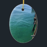 Adorno De Cerámica Vista desde el muelle, Newport Beach, California<br><div class="desc">Vistas al muelle de Newport Beach,  California. Una hermosa mañana soleada con el agua del océano tan limpia y bonito! Foto tomada en noviembre de 2022.</div>