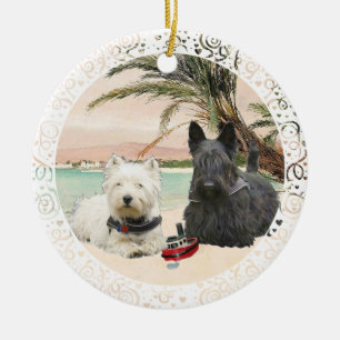 Adorno De Cerámica Westie y Scottie en la playa de Palmy