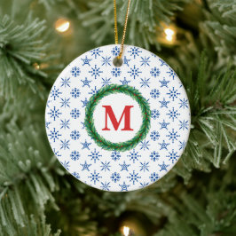 Adorno De Cerámica Wreath Monograma tu nombre Blue Snowflakes White