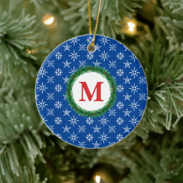 Adorno De Cerámica Wreath Monograma tu nombre Copos de nieve blancos