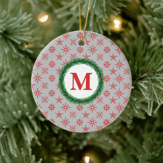 Adorno De Cerámica Wreath Monograma Tu Nombre Rojo Snowflakes Silver