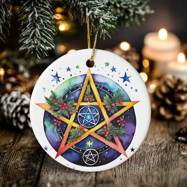 Adorno De Cerámica Yule Tree Winter Solstice Holly Wicca Pentacle (Yule Tree Winter Solstice Holly Wicca Pentacle Ceramic Ornament)
