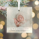 Adorno De Cristal 1 Navidades del primer bebé en la plaza mínima mod<br><div class="desc">Celebre las simples alegrías de su nuevo miembro de la familia con un elegante adorno de vidrio cuadrado de fotos personalizado. El diseño neutro de género es adecuado para un niño o chica de recién nacido. La redacción y la imagen de esta plantilla son fáciles de personalizar. (CONSEJO DE DISEÑO...</div>