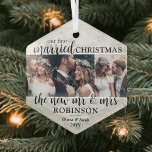 Adorno De Cristal 3 Foto 1 Navidades casados Faux Marble Hexagon<br><div class="desc">Celebrar una alegre primera festividad como recién casados con un collage de fotos de un personalizado de 3 "Nuestros primeros Navidades casados" en forma de hexágono. Las imágenes y la redacción de esta plantilla son fáciles de personalizar. (IMAGEN PLACEMENT TIP: Una manera fácil de centrar una foto exactamente como quieres...</div>