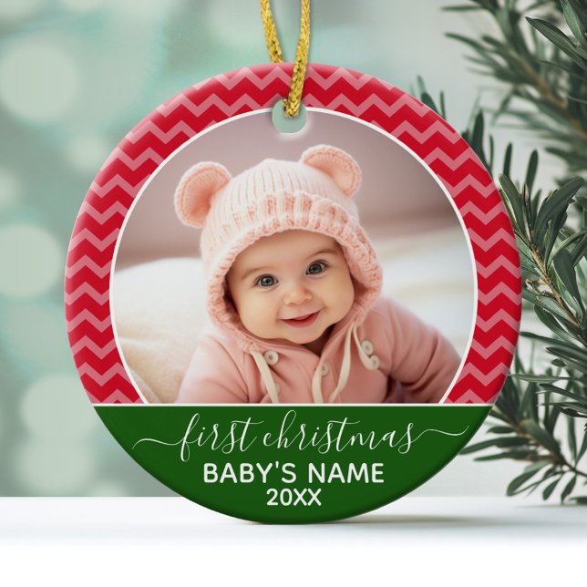 Adorno De Cristal Babys First Christmas Chevrras rojas y foto verde (Personalized Photo Ornament - Baby's First Christmas)