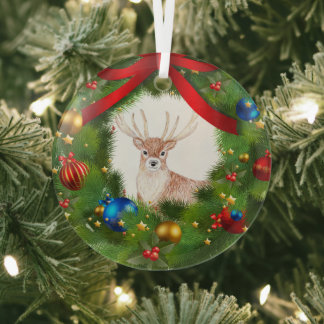 Adorno De Cristal Deer looking through a Christmas Wreath