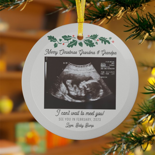Adorno De Cristal Feliz Navidad Abuelos Embarazados Ultrasonido (Grandparents Christmas Glass Ornament with Baby Scan)