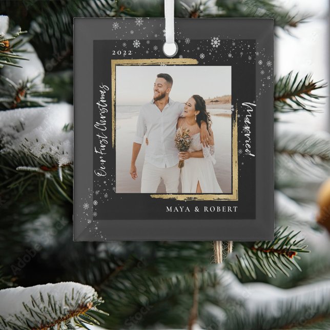 Adorno De Cristal Gold Framed Photo Our First Christmas Married   (Subido por el creador)