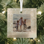 Adorno De Cristal Navidades familiares Foto de Ivory<br><div class="desc">Tu foto favorita sobre hojas blancas, bayas y puntos y CUALQUIER fondo COLOR (mostramos marfil). CONSEJO: Subir una foto de alta resolución recortada en forma cuadrada. Este adorno navideño hace un regalo memorable para la familia y los amigos o crea sólo para ti mismo - ¡grandes favores de fiesta también!...</div>