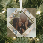 Adorno De Cristal Navidades Personalizados Winter Berry Photo<br><div class="desc">Navidades Personalizado Moderno Stunning Winter berries temática Foto ornamento en tonos azul y verde sabio - fácil de personalizar este personalizado crear usted mismo decoración de vacaciones de Ricaso</div>