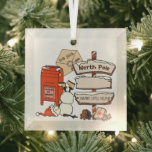 Adorno De Cristal Pequeño ayudante de Santa María<br><div class="desc">Disfrute de la decoración de sus vacaciones al siguiente nivel con un adorno único de Zazzle. Añada un nombre a nuestro elegante ornamento de cristal de ayudante personalizado de Santa y cree algo verdaderamente único para la temporada festiva.</div>