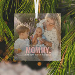 Adorno De Cristal Personalizado lindo foto Keepsake MOMMY regalo<br><div class="desc">Organización de Navidades de fotografía Personalizado moderna con el texto "No hay nadie como MOMMY", que incluye una combinación de escritura y tipografía sin sans y un lindo corazón. Personaliza con el nombre o nombres de los que proviene. Este adorno funcionaría para (abuelo, madre, padre, hermana, etc). Un precioso regalo...</div>