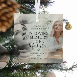 Adorno De Cristal Recordatorio Elegante En Navidades De Memoria Aman<br><div class="desc">Recuerda a un ser querido a la hora del Navidad con este elegante adorno de navidad,  que incluye 2 fotos de tu amigo o miembro de tu familia,  con el texto de personalizable de 'Siempre en nuestros pensamientos',  en la memoria amorosa,  su nombre y fechas.</div>