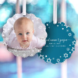 Adorno De Papel Bebé primero Hanukkah Foto Brilla de nieve Abuelos<br><div class="desc">"Mi primer Hanukkah". Una divertida imagen de las estrellas blancas de David, copos de nieve y tipografía manuscrita con nombre y año personalizados, superponiendo la foto de tu elección, te ayuda a iniciar Hanukkah y Año Nuevo. En la parte trasera, las estrellas blancas adicionales de David, copos de nieve y...</div>