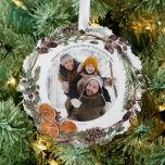 Adorno De Papel Boho Merry Christmas Winter Citrus Photo Wreath<br><div class="desc">¡Difundan alegría esta temporada con un único y personal adorno de vacaciones que a todos les encantará! Nuestra tarjeta de ornamento de flores de invierno de Boho Merry Christmas es la manera perfecta de mostrar tu espíritu de vacaciones. Puedes usar como etiqueta de regalo, así como un adorno de tarjetas...</div>