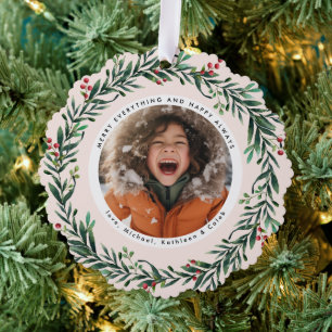 Adorno De Papel Corona de Navidad   Foto de Merry Everything