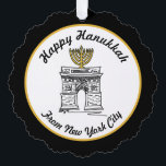 Adorno De Papel Feliz Hanukkah desde la Plaza Menorah Washington d<br><div class="desc">El diseño presenta un original ilustracion de marcador del Washington Square Arch de Nueva York,  "vestido" para Hanukkah con una menorah en la parte superior. ¿No ves lo que estás buscando? ¿Necesita ayuda con la personalización? Contacte con Rebecca para que se cree algo solo para usted!</div>