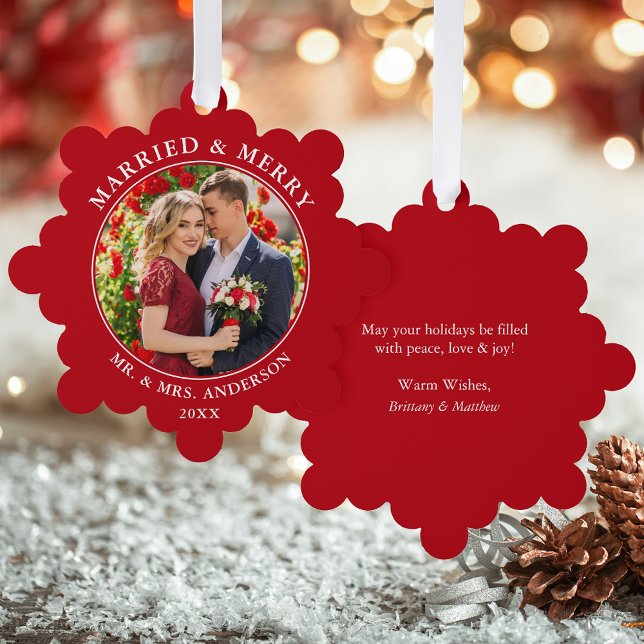 Adorno De Papel Foto de Red casada y Boda de merry (A greeting card that is also an ornament! Customize with your photo and personalized text.)