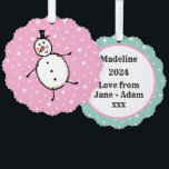 Adorno De Papel Navidades de Snowman personalizados<br><div class="desc">Esta tarjeta de Navidades personalizada incluye el personaje Snowman de la tripulación de Navidades.</div>