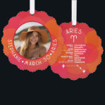 Adorno De Papel Personalizado Cumpleaños Zodiac Aries - Foto Diseñ<br><div class="desc">Personalice este adorno colgante con una foto, fecha de nacimiento y nombre. Un diseño de cumpleaños personalizado con el signo zodiaco - Aries - más rasgos de personalidad, información y constelación. Una combinación de colores intenso y enérgico rojo y naranja - asociada a Aries es el diseño principal detrás de...</div>