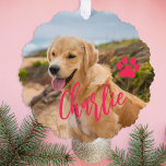 Adorno De Papel Primer perro de Navidad con foto de siempre en cas<br><div class="desc">Moderno añada el nombre de su mascota guion rosado primero Navidad con su tarjeta de ornamento del árbol de mantenimiento del perro.</div>