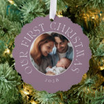 Adorno De Papel Primera fiesta de Navidad del bebé, foto de la fam<br><div class="desc">Primera tarjeta de ornamento de fotos de la familia púrpura de la primera Navidad del bebé,  que también funciona como tarjeta de invitación de recién nacido,  decoración de árbol de Navidad o etiqueta de regalo.</div>