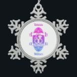 Adorno De Peltre Tipo Copo De Nieve 11 años del 11º aniversario de los bodas del acero<br><div class="desc">Usted puede personalizar los nombres de marido y mujer. Si desea alguna ayuda para personalizar este diseño, por favor siéntase libre de usar para pedirle a este diseño un botón, que está inmediatamente debajo de este texto. Un romántico aniversario boda diseñado para la gente que celebra 11 años de matrimonio....</div>