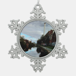Adorno De Peltre Tipo Copo De Nieve A lo largo del canal