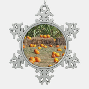 Adorno De Peltre Tipo Copo De Nieve Calabazas, maíz y heno Fotografía de la cosecha de