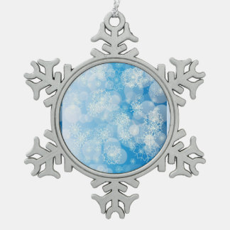Adorno De Peltre Tipo Copo De Nieve Cochitos de Navidad sobre un fondo azul