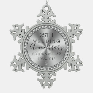 Adorno De Peltre Tipo Copo De Nieve diamantes y plata en el 25° aniversario de los bod