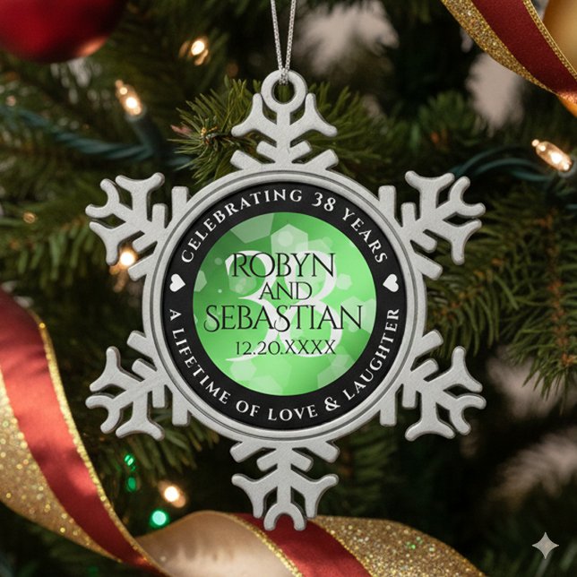 Adorno De Peltre Tipo Copo De Nieve Elegante 38° aniversario de Boda Esmeralda (38th Emerald Wedding Anniversary Snowflake Pewter Ornament Cover Photo)