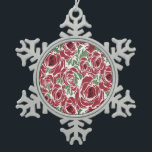 Adorno De Peltre Tipo Copo De Nieve Elegante patrón de Rosa Vintage - Floral roja y ve<br><div class="desc">Este impresionante patrón floral presenta rosas rojas profundas entrelazadas con hojas verdes exuberantes, creando un diseño de inspiración vintage con un toque moderno. Los detalles intrincados y estilizados de las pinceladas le dan un toque artístico, pintado a mano, lo que lo hace perfecto para una variedad de productos. El fondo...</div>