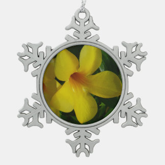 Adorno De Peltre Tipo Copo De Nieve Flores de trompeta doradas II tropicales
